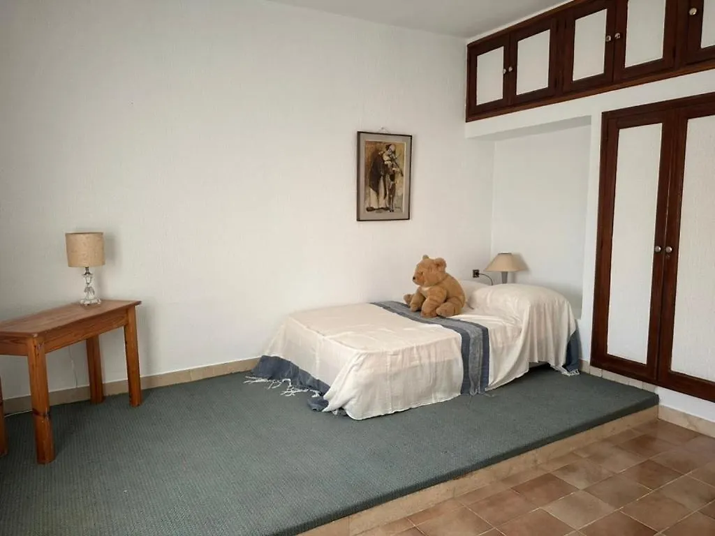 Apartment Villa Retreat Pool, Space And Guaranteed Tranquility Tunis